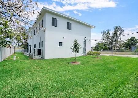 New Townhome Near Wilton/Las Olas/Beach Fort Lauderdale Extérieur photo